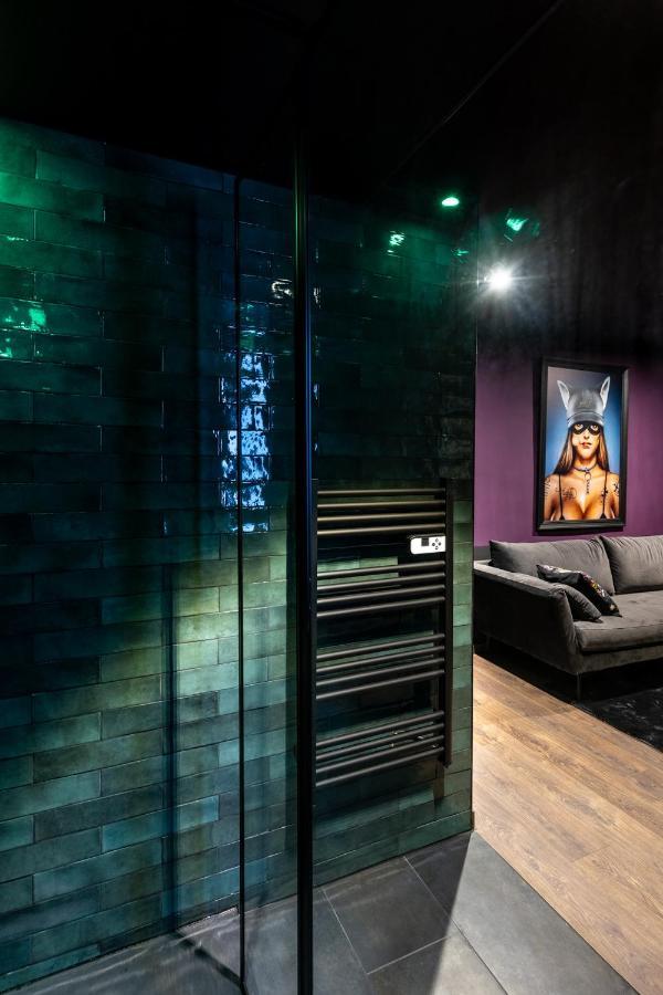 Cherie Cherry - Romantic And Bdsm House Briey Exterior foto